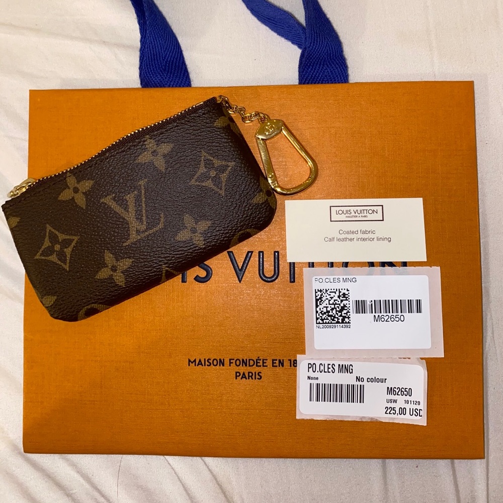 LOUIS VUITTON monogram key pouch